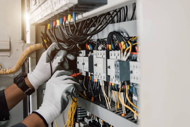 Best Circuit Breaker Repair  in Darien, WI